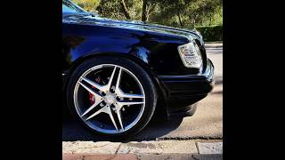 Legendary mercedes w124 E-Class (Tunisia)