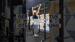 Melatih otot back (punggung)