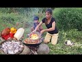 Cooking Octopus curry with Mushroom using spicy recipe and eating delicious in forest