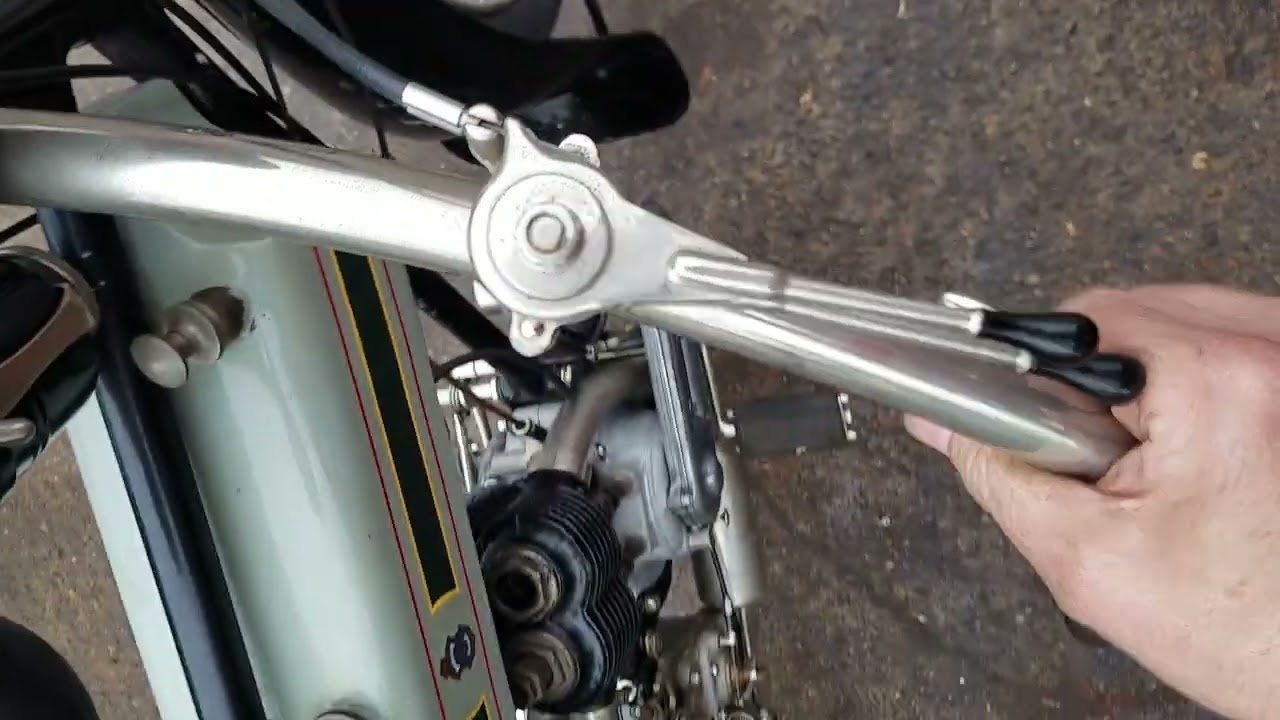 1917 Triumph Model H 550cc at Andy Tiernans 