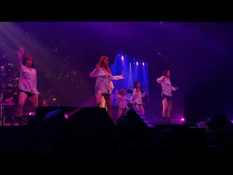 181201 Circus - Taeyeon 's ... concert in Bangkok