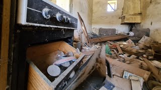Recorriendo una casa abandonada - #SHORTS