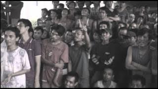 Kelompok Penerbang Roket - Bento (Live at LP Narkotika Kelas II Cipinang)