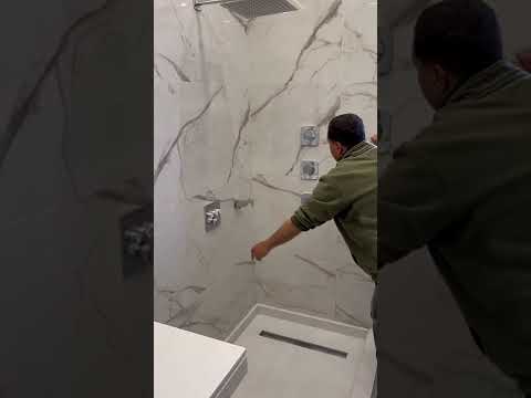 فيديو: أثاث الحمام الفاخرة والفاخرة من اديل-ايطاليا