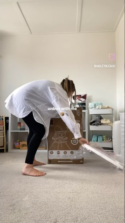 Unpack the highchair with me 🤎📦🫶🏼 #vitalbabyhighchair #vitalbaby ​⁠