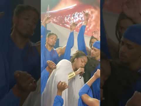 Iza: “Fé”
