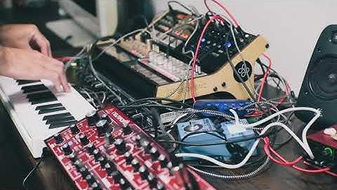 Behringer Neutron + Keystep | first session