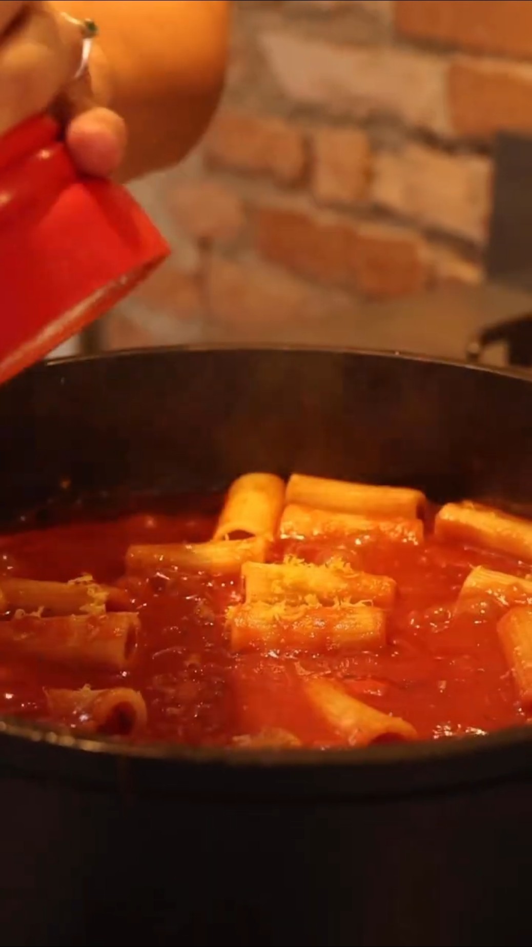 Rigatoni ao pomodoro