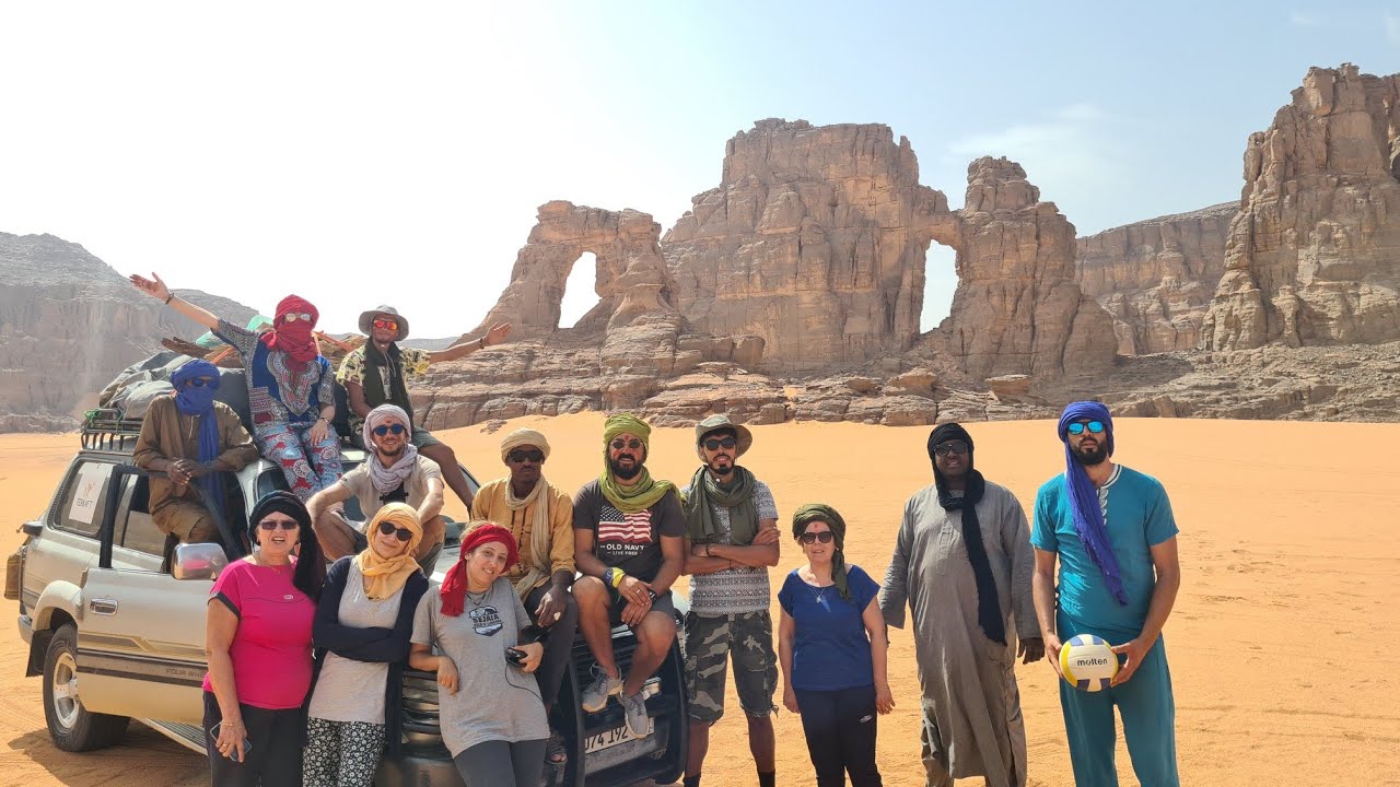 عشنا تجربة 6 أيام في صحراء الجزائر... Djanet  Tadrart Rouge               The_Algerian_Sahara 🇩🇿