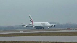 1. A380 EMIRATES MUNICH - FLUGHAFEN MÜNCHEN Service: MUC/DUBAI Landing 25.11.2011