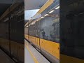 Dubbele metro de porto bombardier flexitifty swift komt aan op Casa de musica