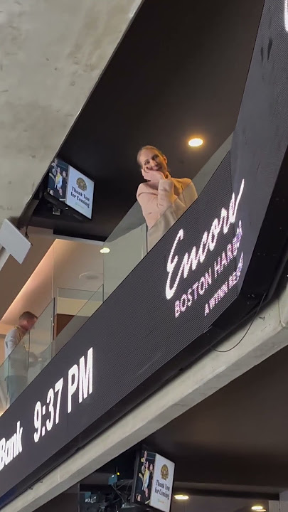 Celine Dion singing 'My Heart Will Go On' with fans in 2024!