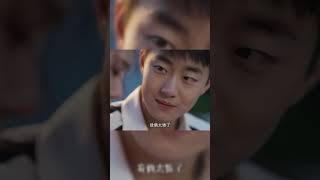 结婚当天怒甩渣男，没想到却遇到了财阀少爷！
