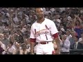 Ozzie gets standing ovation during final ab