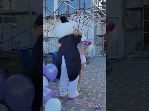 Поздравление от друзей! Видео не редактировала👍 #ростовоймедведьпоздравление #деньрождения #сюрприз