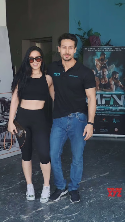 #Jackie Shroff with family♥️#wife Ayesha Shroff!!son tiger shroff#doughter  krishna#👌💗 Bollywood#ytb