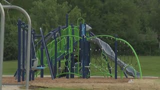 Downers Grove kicks of 1st day of school after extreme heat causes delays