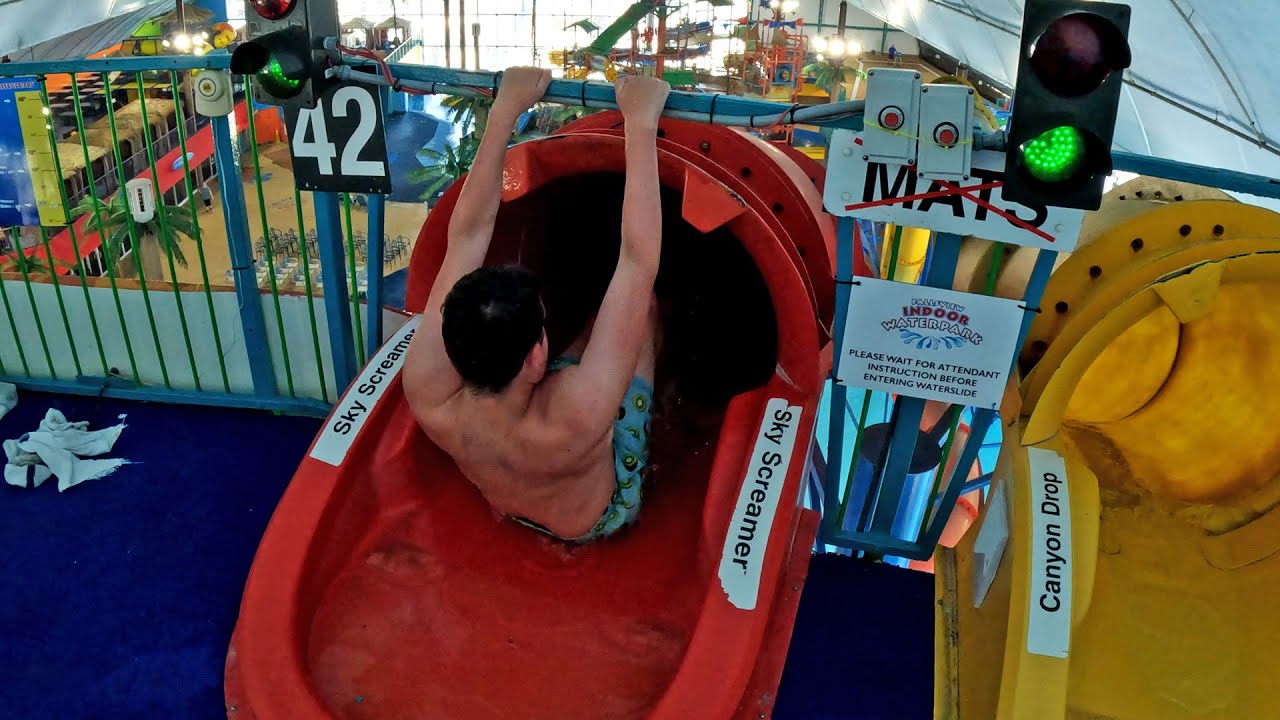 FAST Sky Screamer Water Slide at Fallsview Indoor Waterpark