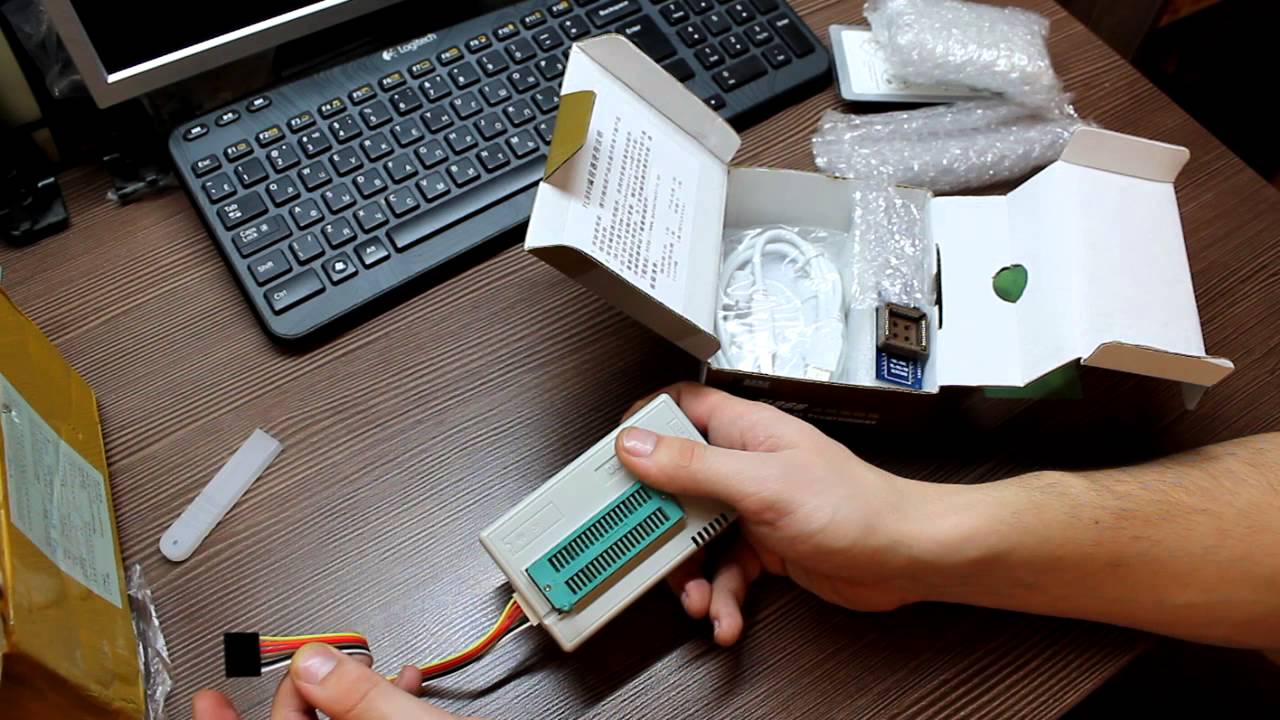 unboxing программатор TL866A - YouTube