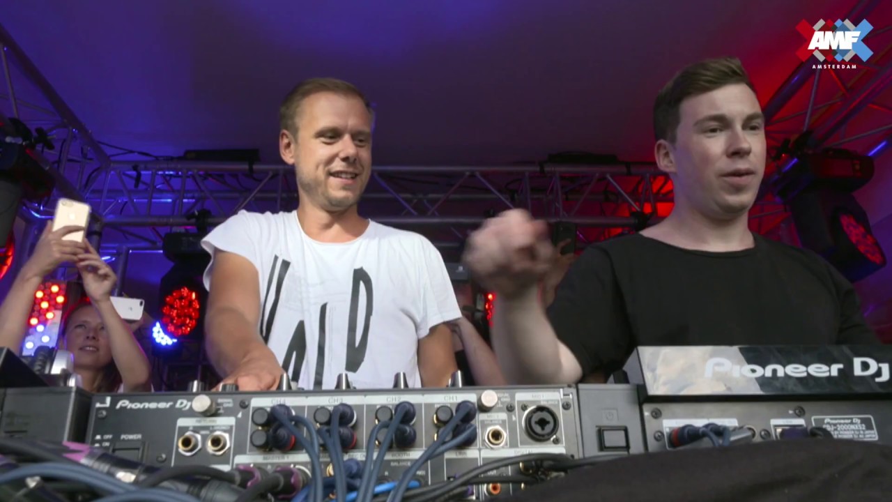 AMF2017 | II=I Announcement @ Dam Square, Amsterdam