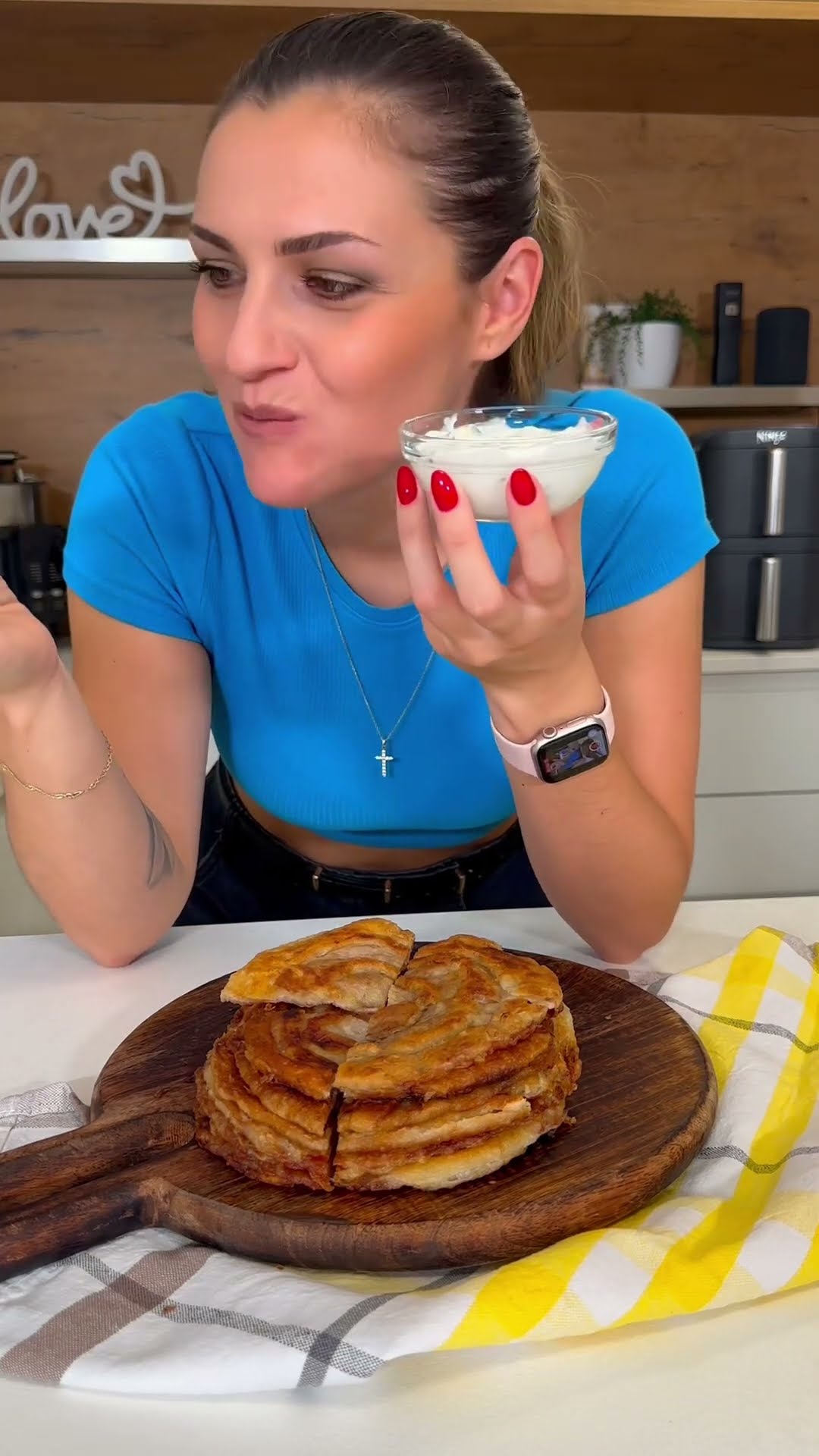 Blätterteig Schnecken mit Hackfleisch 😋 #shorts #rezept - YouTube