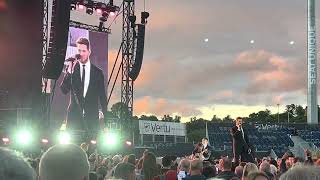 Video thumbnail of "LIVE: Michael Bublé - All Shook Up & Can't Help Falling in Love"