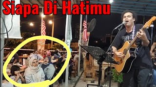 Kakak sanggup pusing kerusi...lagu lama jarang dengar..Siapa Di Hatimu chords