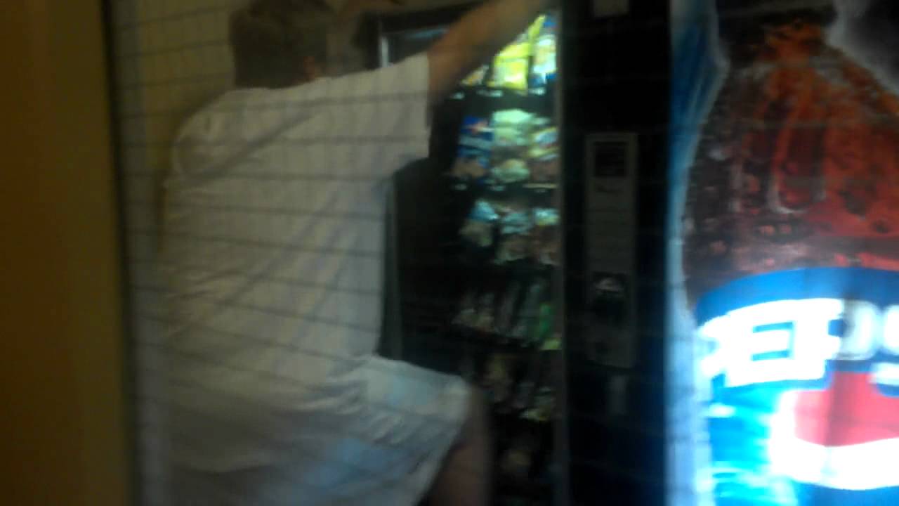 Vending Machine Rage Vending machine rage! - YouTube