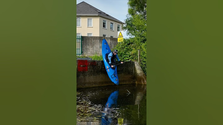 Over the edge #kayaking #flips