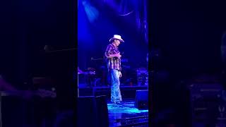 Tracy Lawrence Paint me a Birmingham LIVE WV STATE FAIR