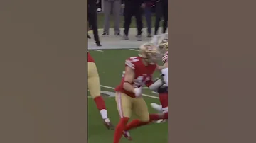 #49ers Kyle Juszczyk obliterated Trent Williams 😭