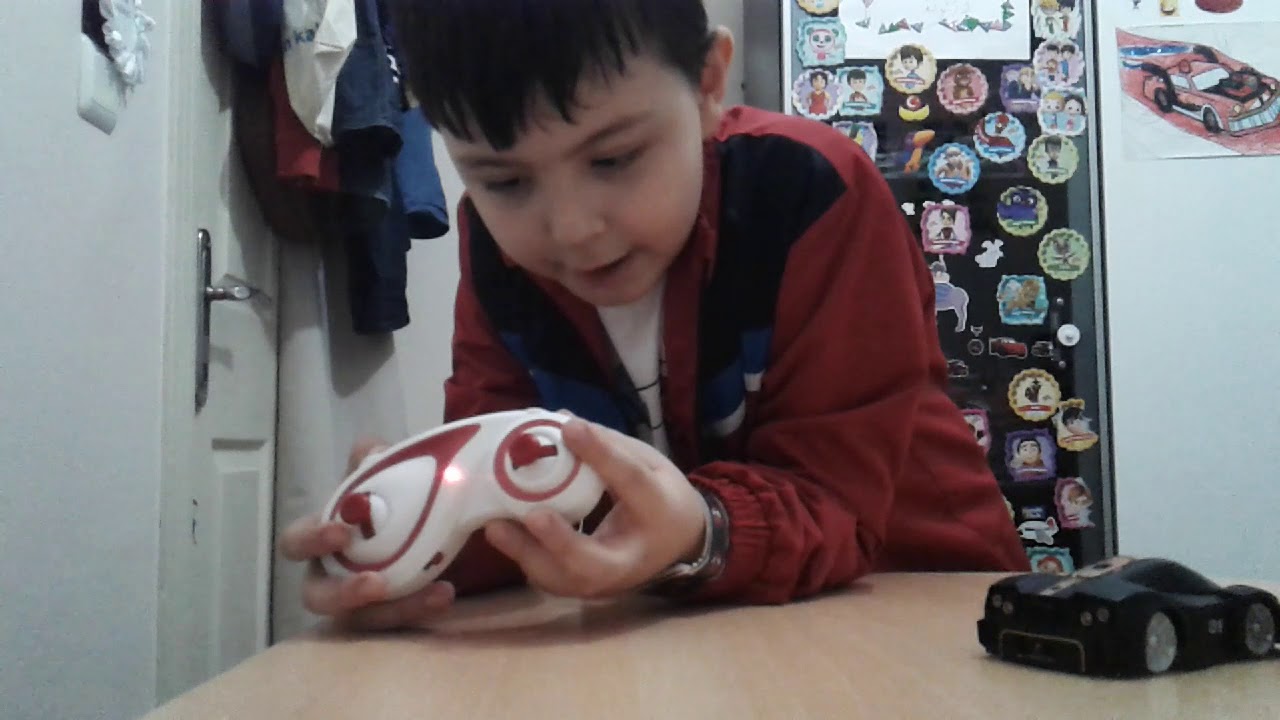 DUVARDA GİDEN ARABA YouTube DUVARDA GİDEN ARABA YouTube