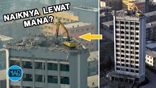 Kok Bisa Ada Excavator  di Atap Gedung? Gimana Cara Naiknya?