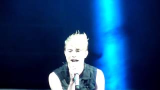 Jedward Sing What It Feels Like + John Goes Hiding - Castlebar 2/11/12
