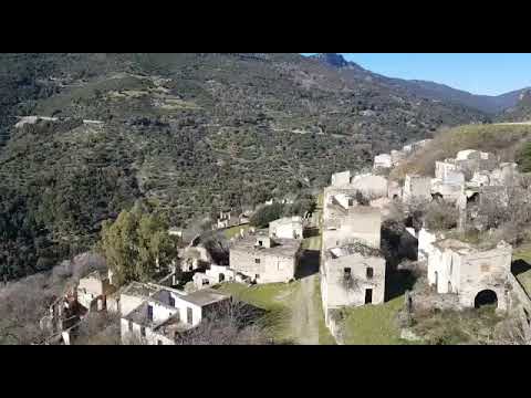 Ogliastra, il fascino di Gairo Vecchio: la "ghost town" più famosa della Sardegna