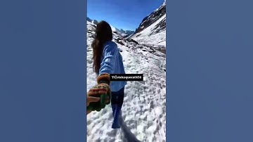 Thumbnail of sard thandi hawayein |Iovely status song🎧 #ytshort#winterseason#snowlover#snowfall#couplelovestatus