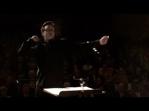 Carl Orff - Carmina Burana. Conductor: David De Geest