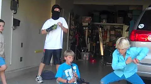 Pokemon Kid vs Robber(fake)