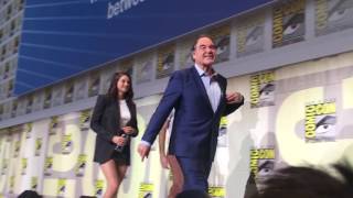 Comic-con 2016: Snowden Panel: Joseph Gordon Levitt, Zachary Quinto, Shailene Woodley and Oliver St
Joseph Gordon Levitt, Shailene Woodley, Zachary Quinto and director Oliver Stone chat about Snowden movie at Comic con 2016. Comic-con 2016: Snowden Panel: Joseph Gordon Levitt, Zachary Quinto, Shailene Woodley and Oliver St