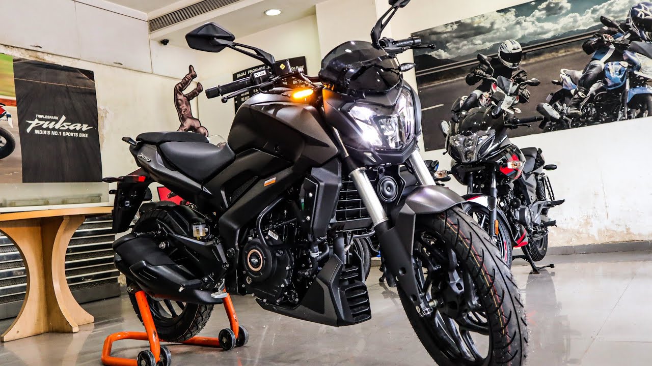 bajaj-dominar-250-bs6-review-worth-buying-dominar-250-black