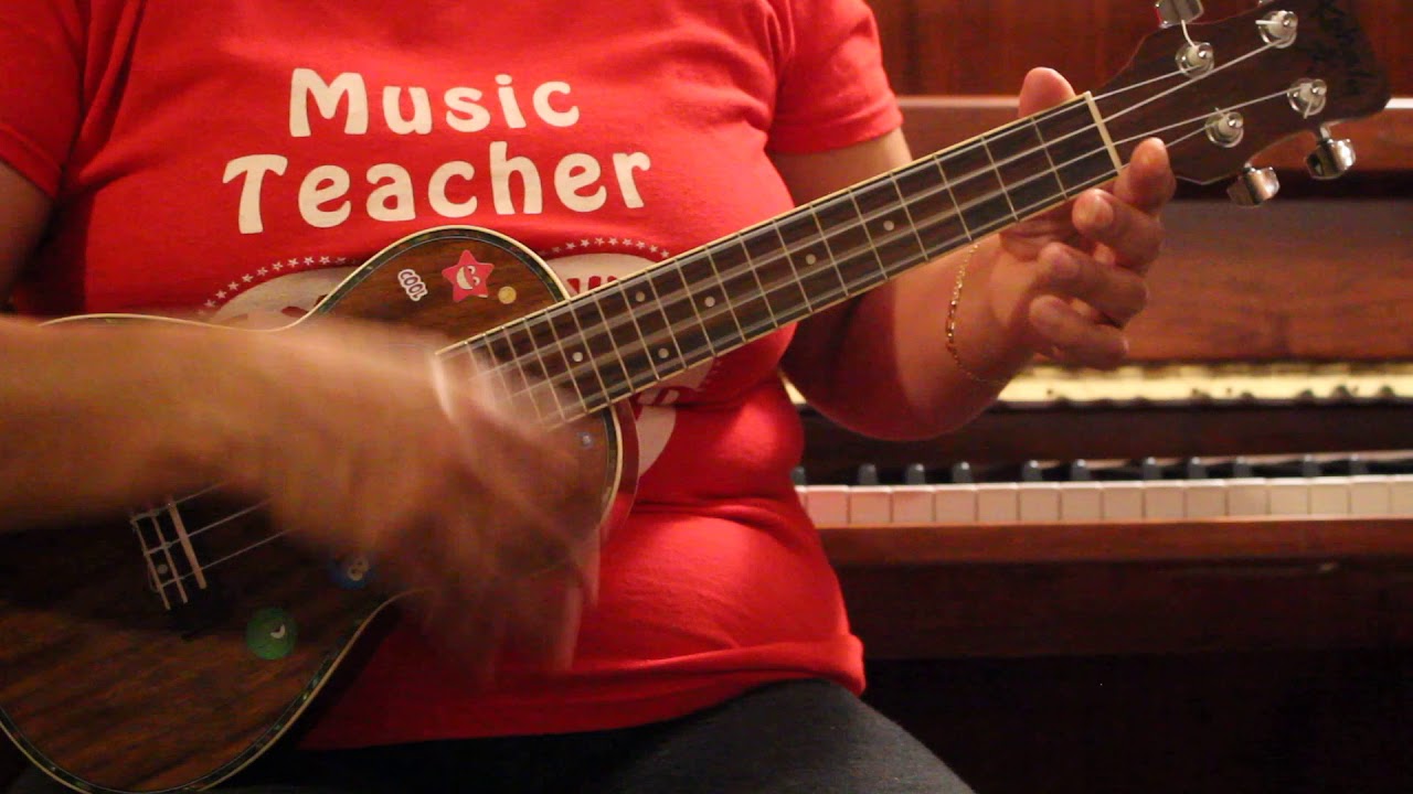 UKULELE. LESSON 3. Chords of Cmaj7 C6 D7 YouTube