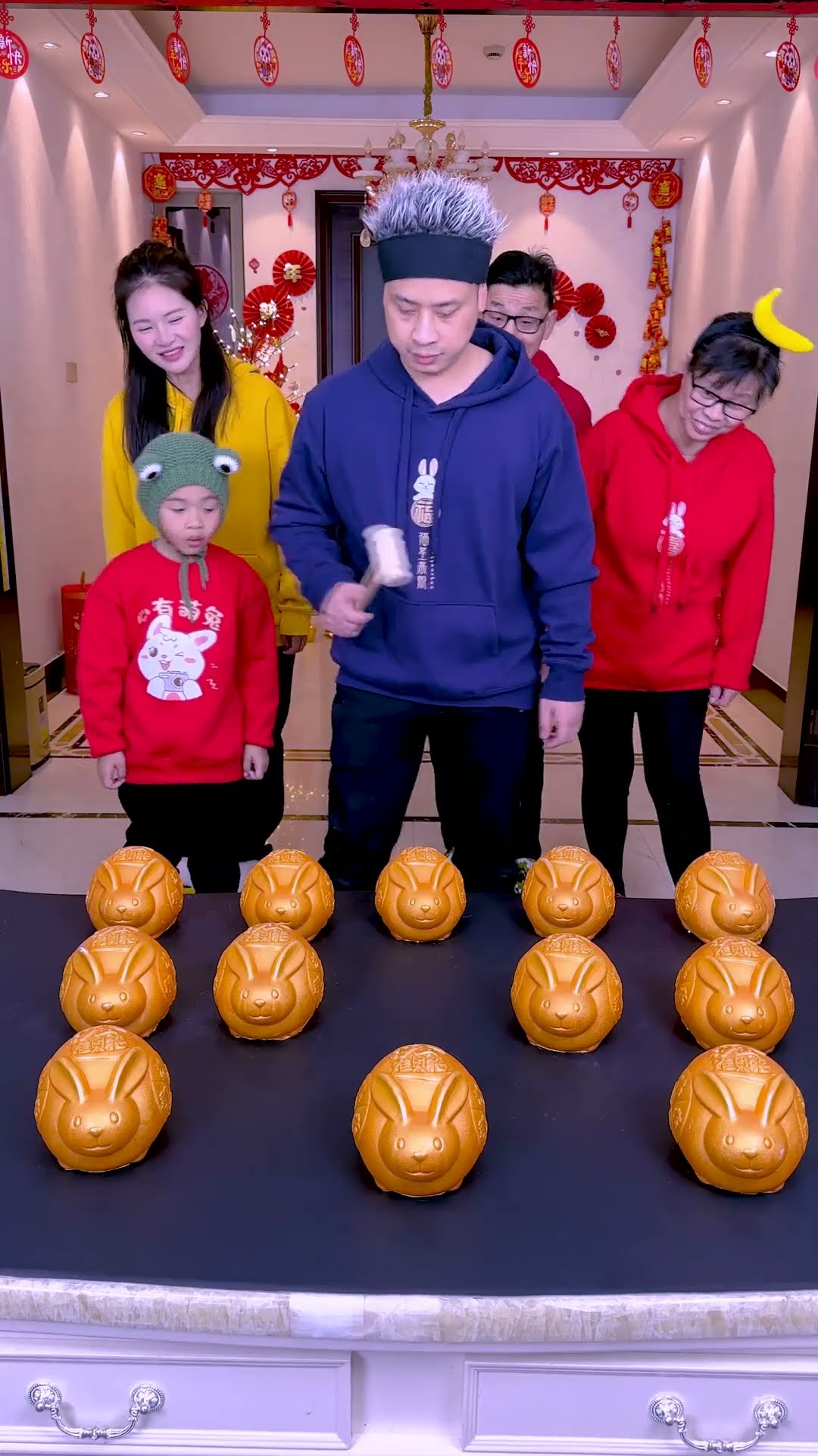 New Year Game, Golden Egg Smashing Challenge#Funnyfamily#Partygames#Shorts#Challenge