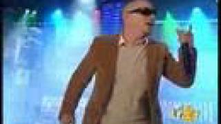 Ay Chico - Pitbull, live show Resimi