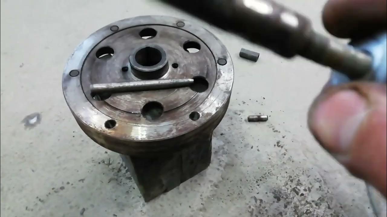 Как открутить гайку маховика мотоцикл урал