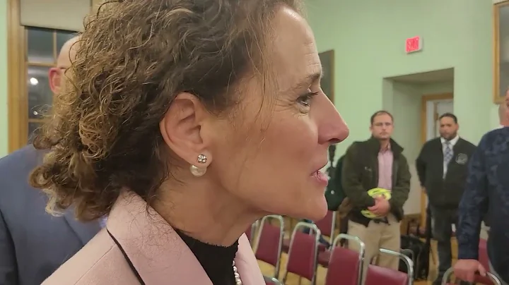 Flash! Lisa Baldelli Hunt Removed From Office By W...