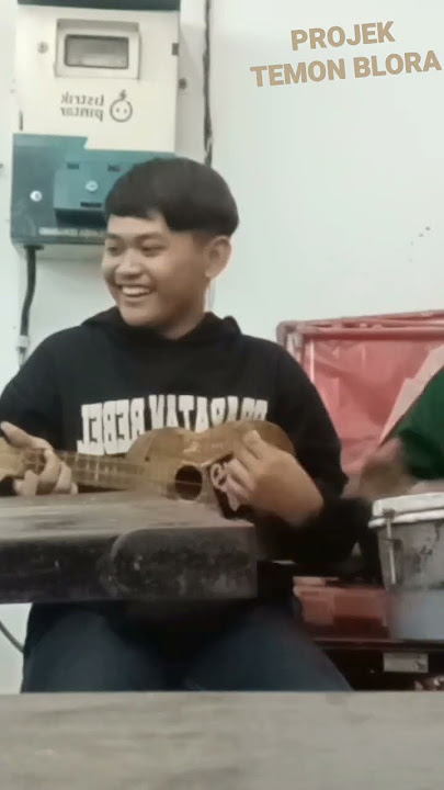 Sekil Ukulele Mas Anggi//Pengamen Blora
