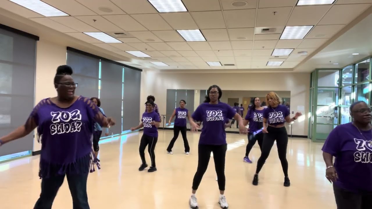 Return Of The Mack Line Dance