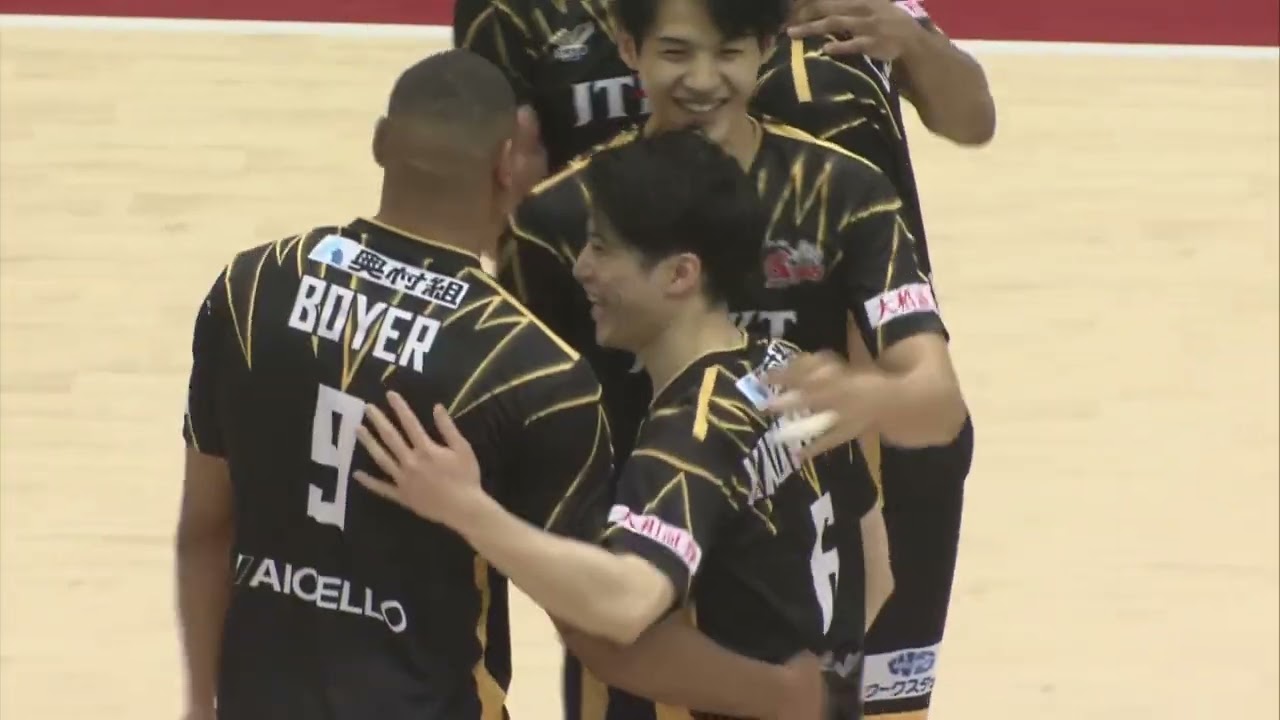 MATCH HIGHLIGHT】 3/29(日)VS.サントリーサンバーズ大阪 - YouTube