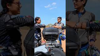 Dicen que el mundo es un pañuelo… #viajes #moto