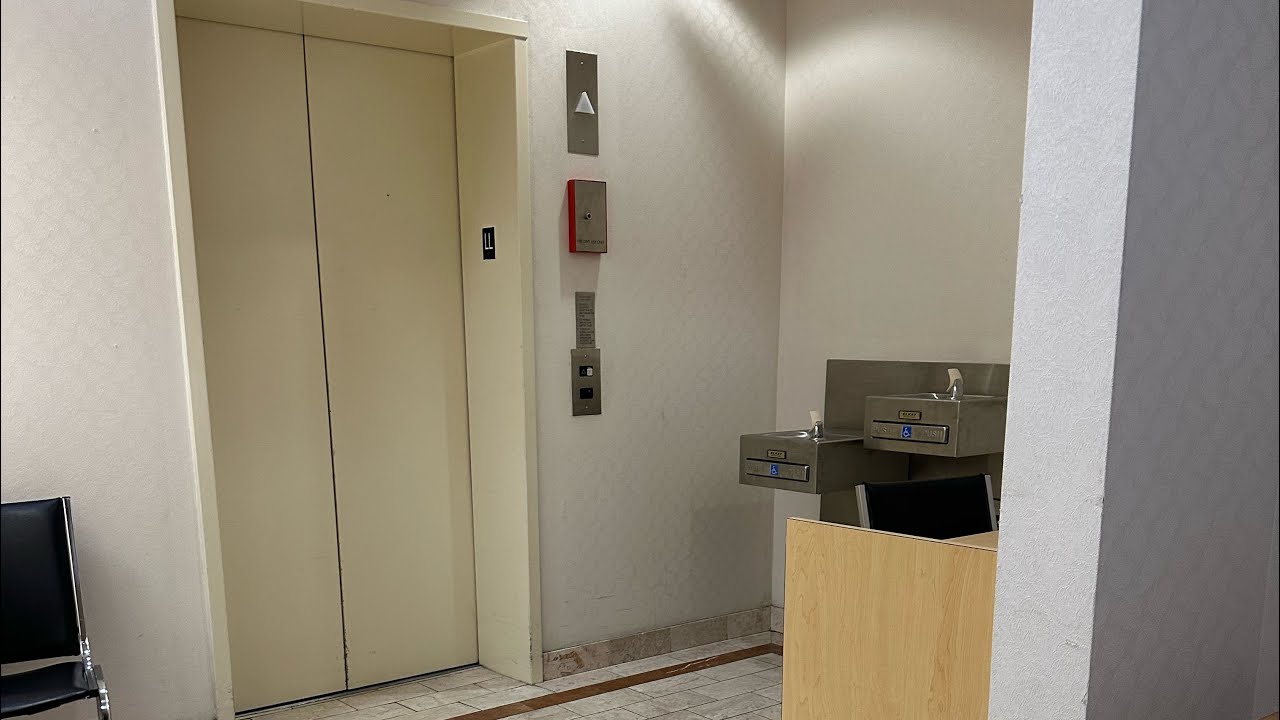 Schindler MT Hydraulic Elevator At Belk Mall Of Georgia